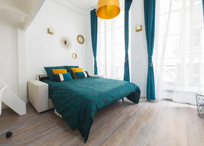 Apartment Loft Latin Paris